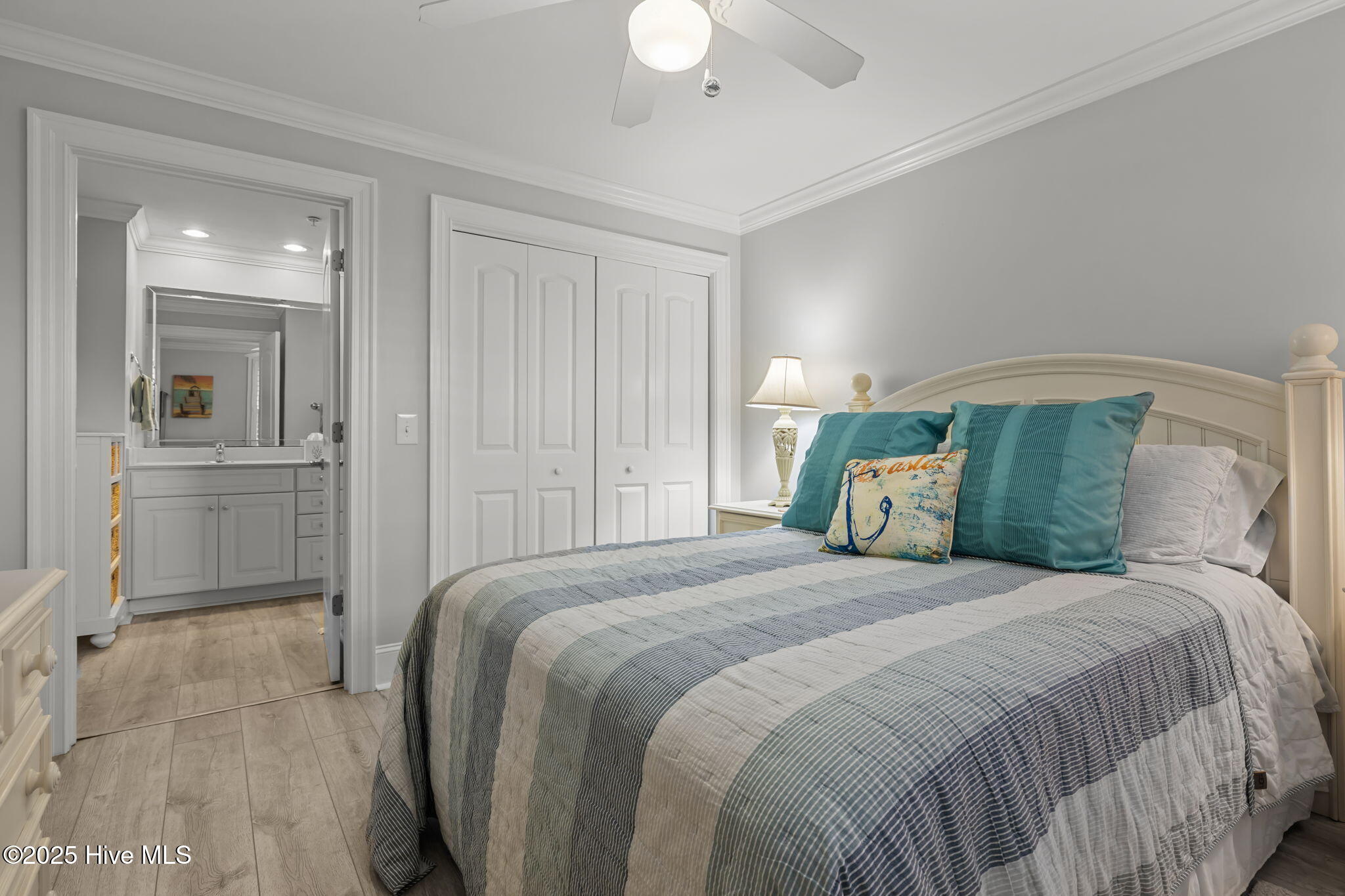 4425 Arendell Street 105 & Slip #38