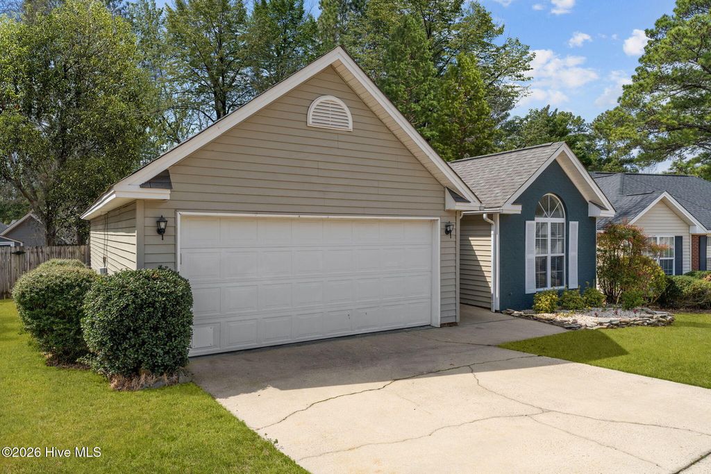 Photo of 107 Thornehill Way, Aberdeen, NC 28315 (MLS # 100558917)