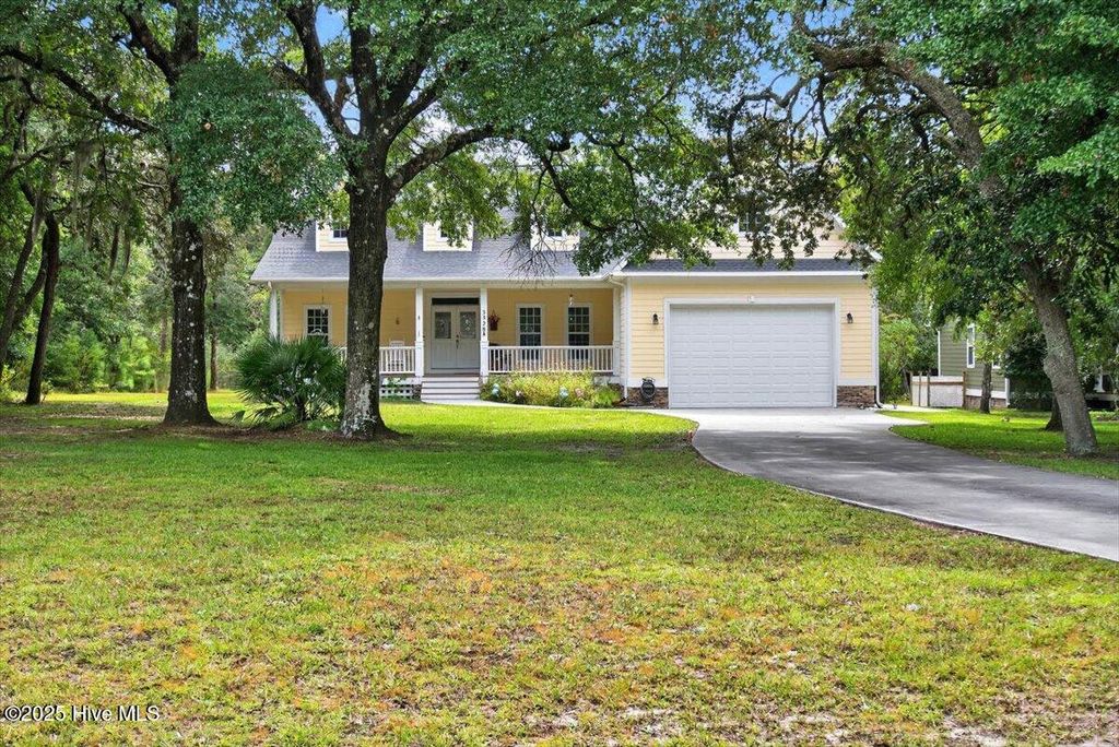 Photo of 3328 Stone Crab Court SW, Supply, NC 28462 (MLS # 100530504)