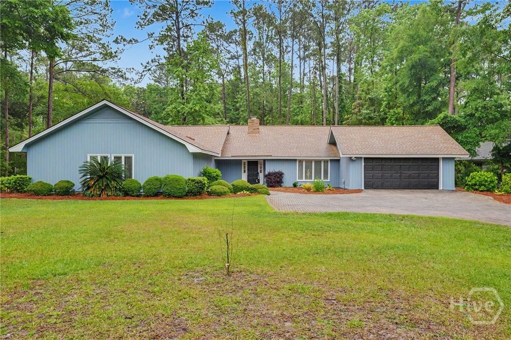 Photo of 14 Hemingway Drive, Savannah, GA 31411 (MLS # SA356694)