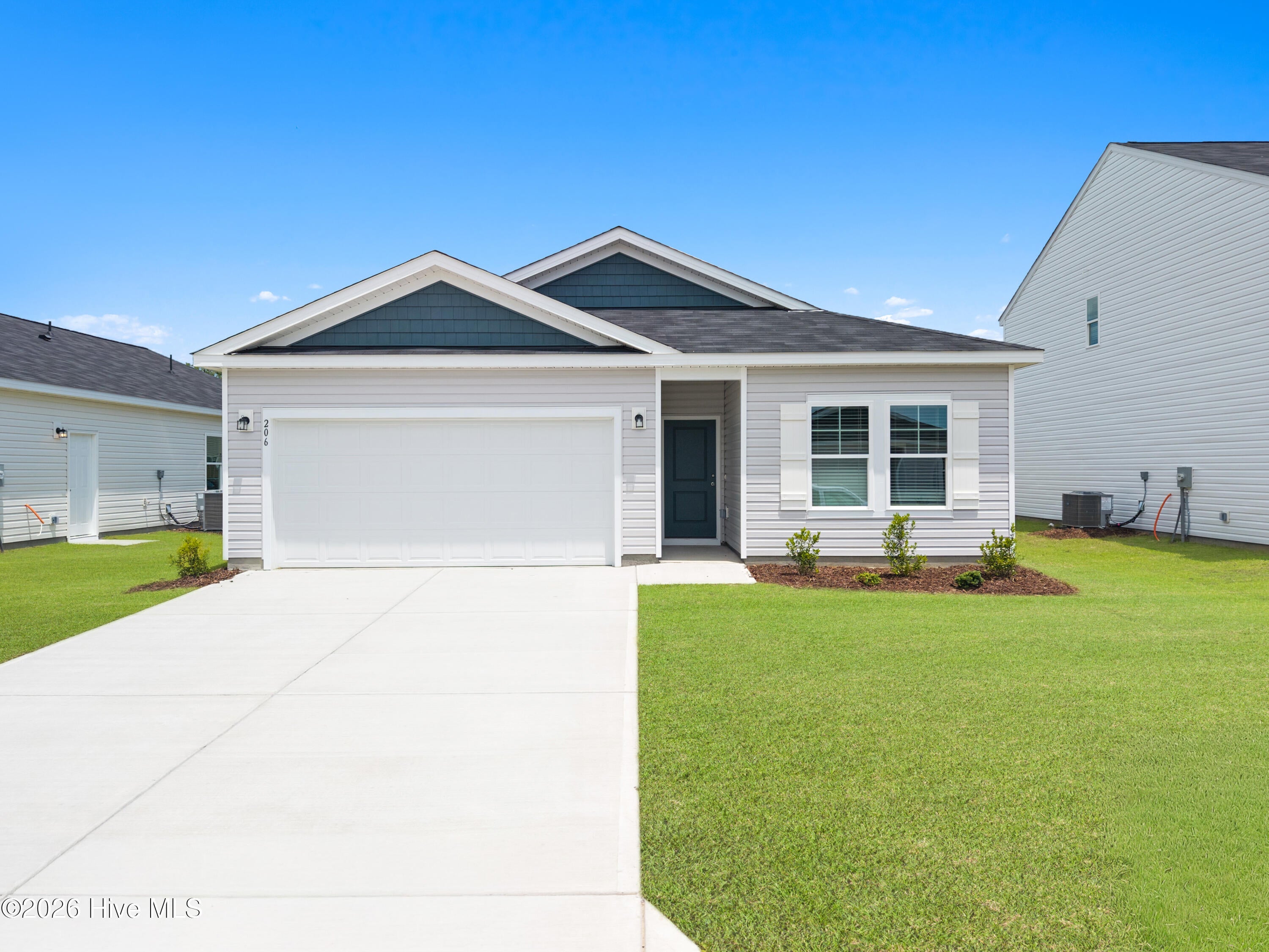 146 N Squires Lane