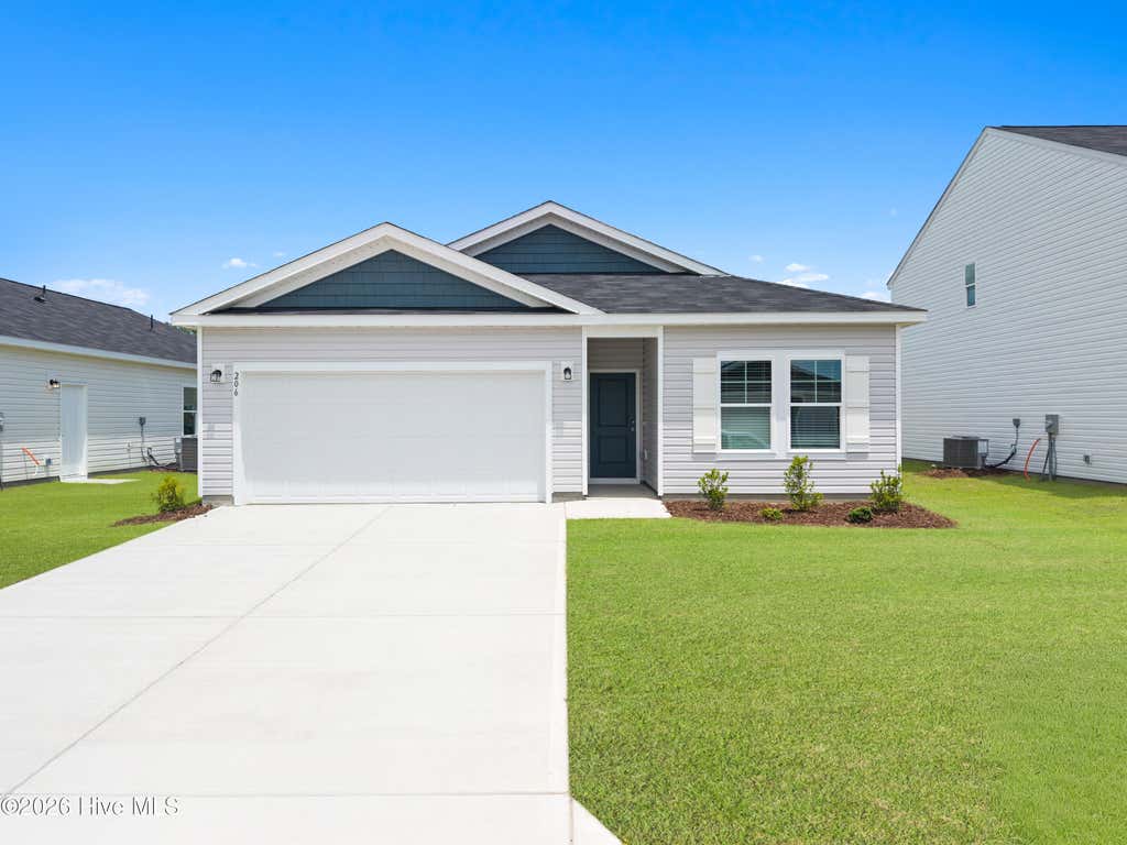 Photo of 146 N Squires Lane, Richlands, NC 28574 (MLS # 100593583)