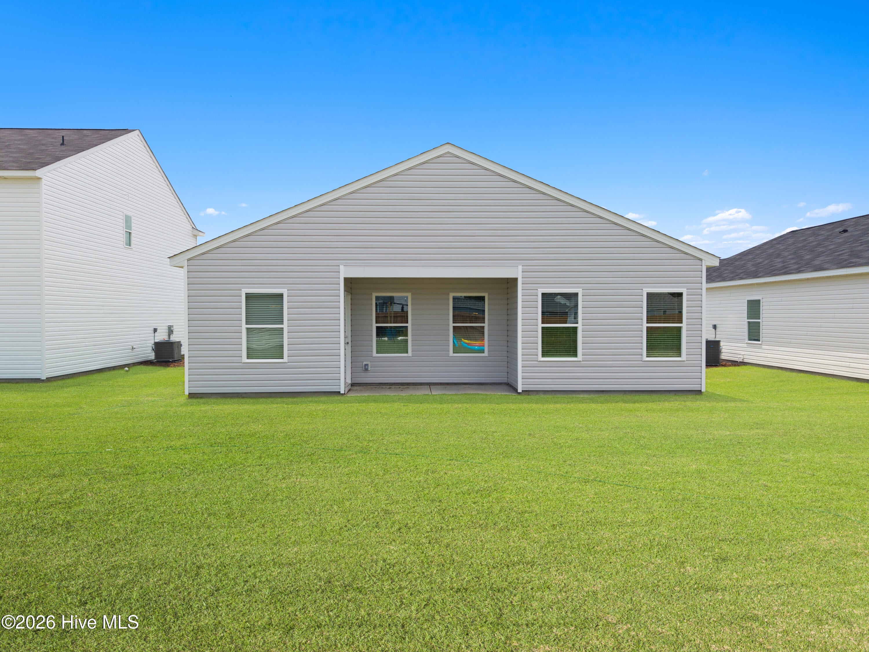 146 N Squires Lane