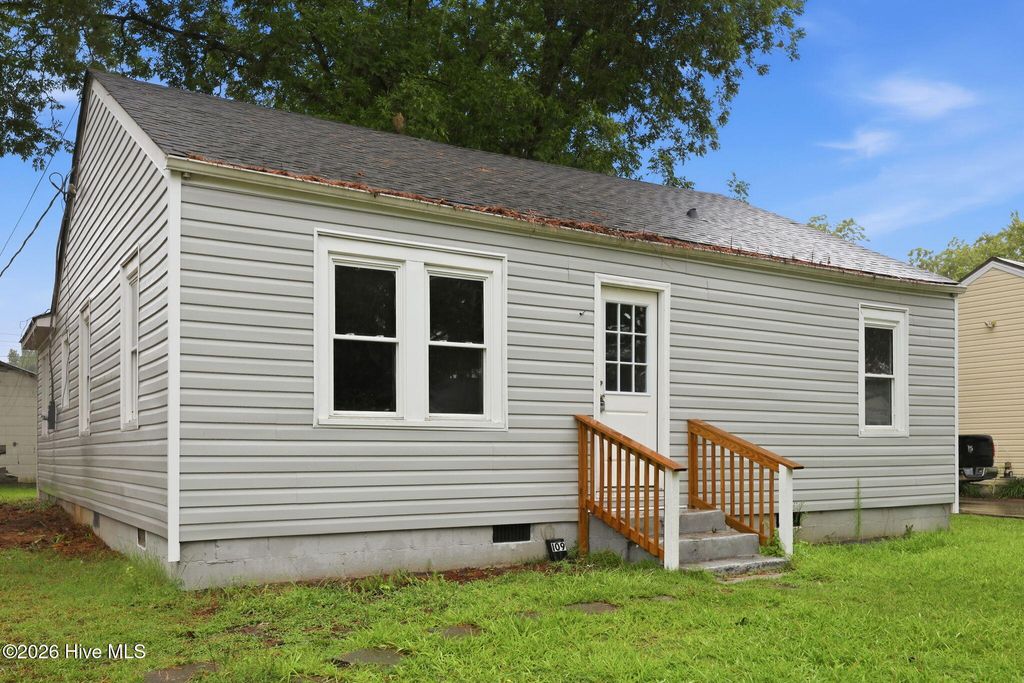 Photo of 109 Fairview Street, Williamston, NC 27892 (MLS # 100591729)