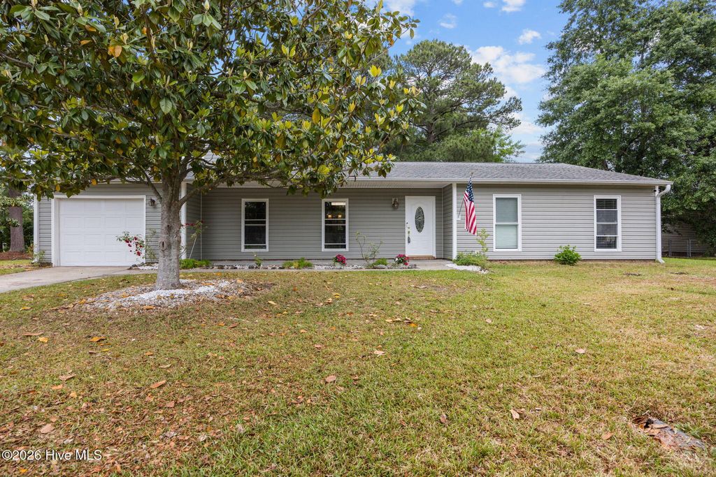 Photo of 101 Eastview Court, Jacksonville, NC 28546 (MLS # 100570195)