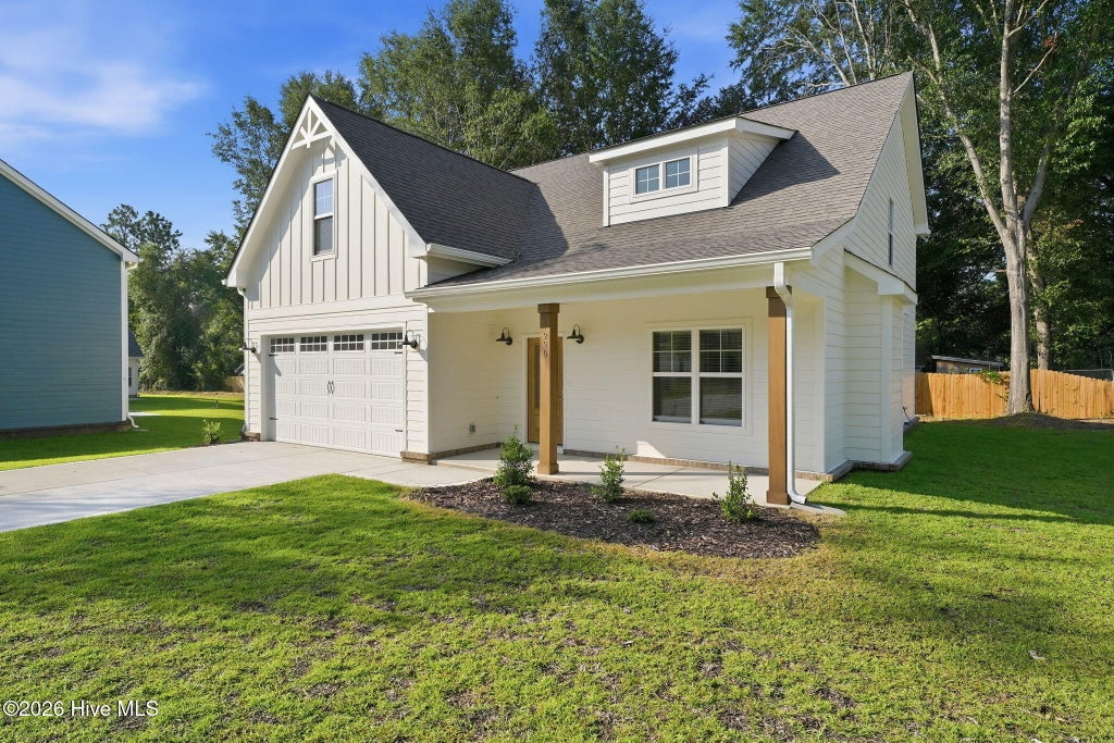 Photo of 220 Telluride Court, Aberdeen, NC 28315 (MLS # 100602226)