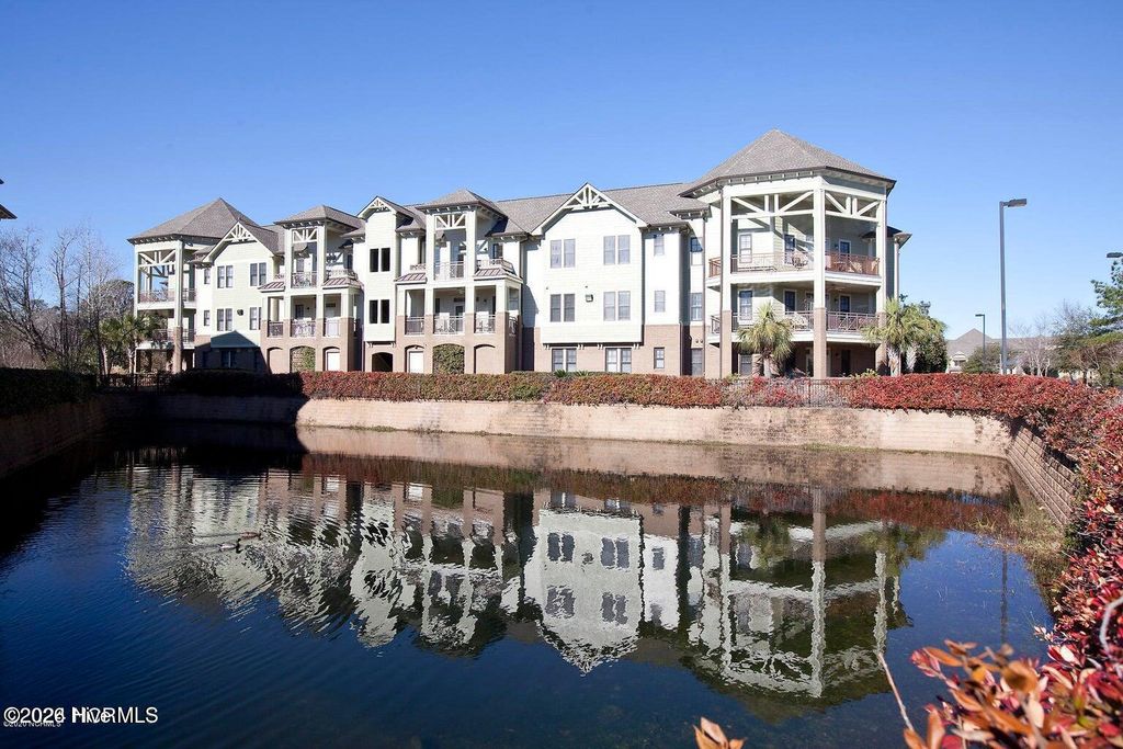 Photo of 640 Village Park Drive #302, Wilmington, NC 28405 (MLS # 100565109)