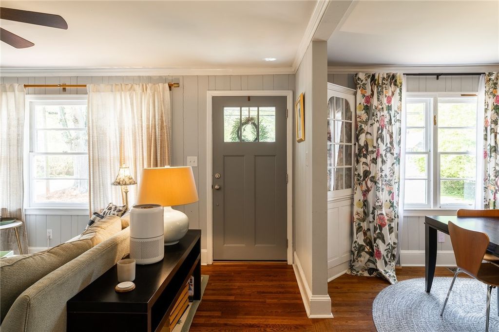 Photo of 406 Sunset Drive, Athens, GA 30606 (MLS # CL352252)