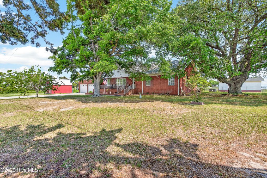 Photo of 171 Frost Road, Newport, NC 28570 (MLS # 100571202)