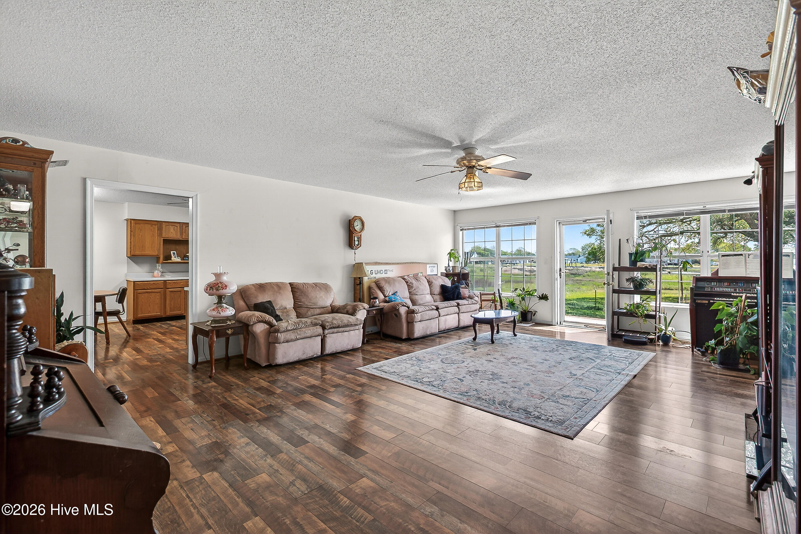 171 Frost Road
