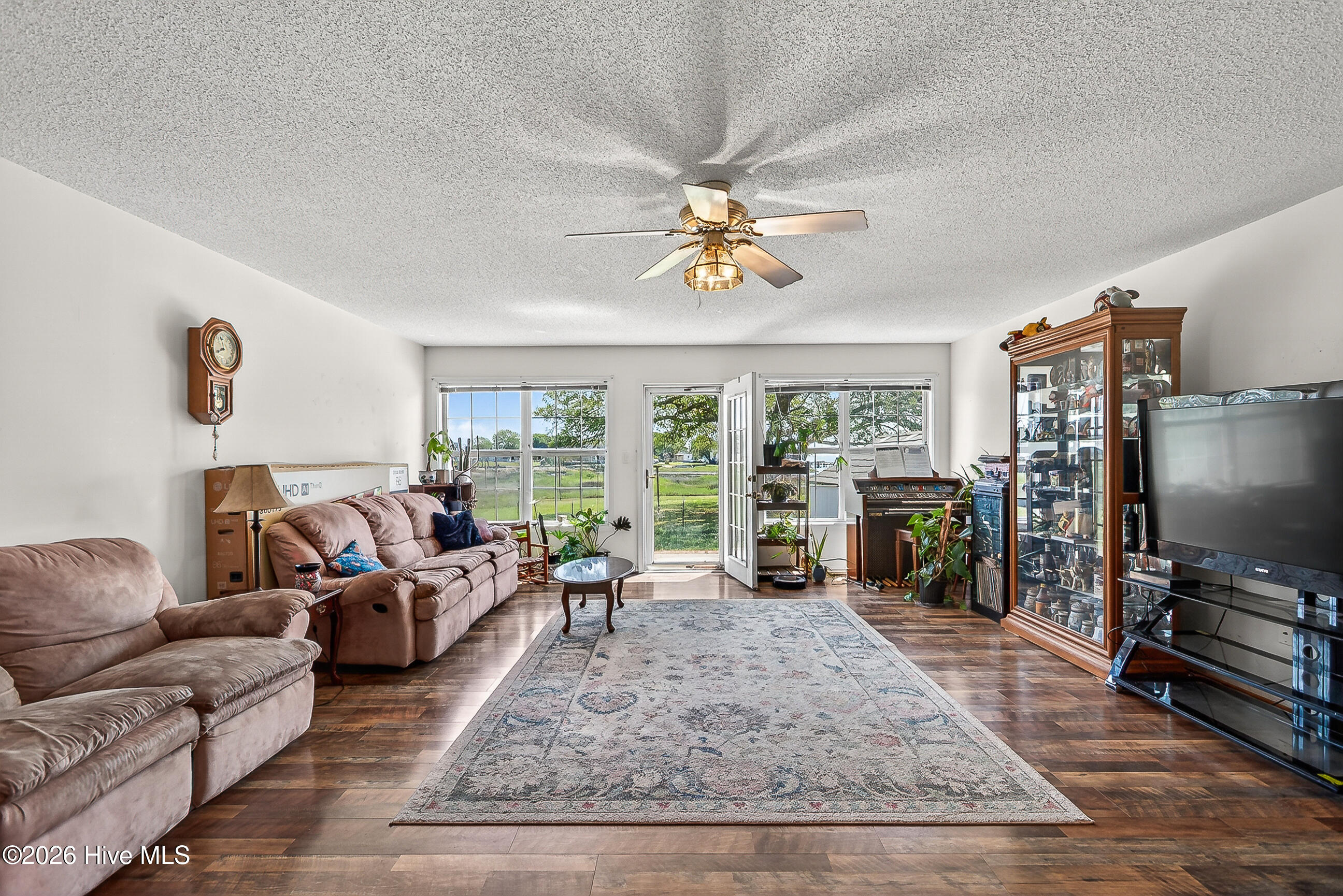 171 Frost Road