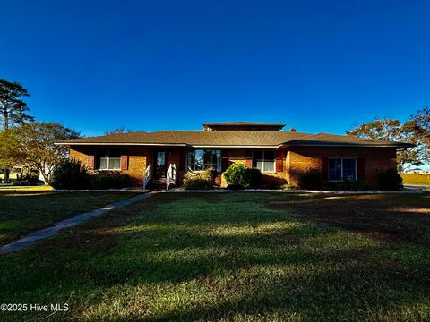 Homes For Sale - 1020 Dixie Trail<br/> Williamston, NC 27892