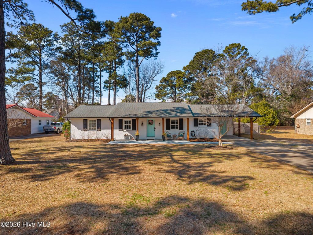 Photo of 113 Wellington Drive, Wilmington, NC 28411 (MLS # 100552311)