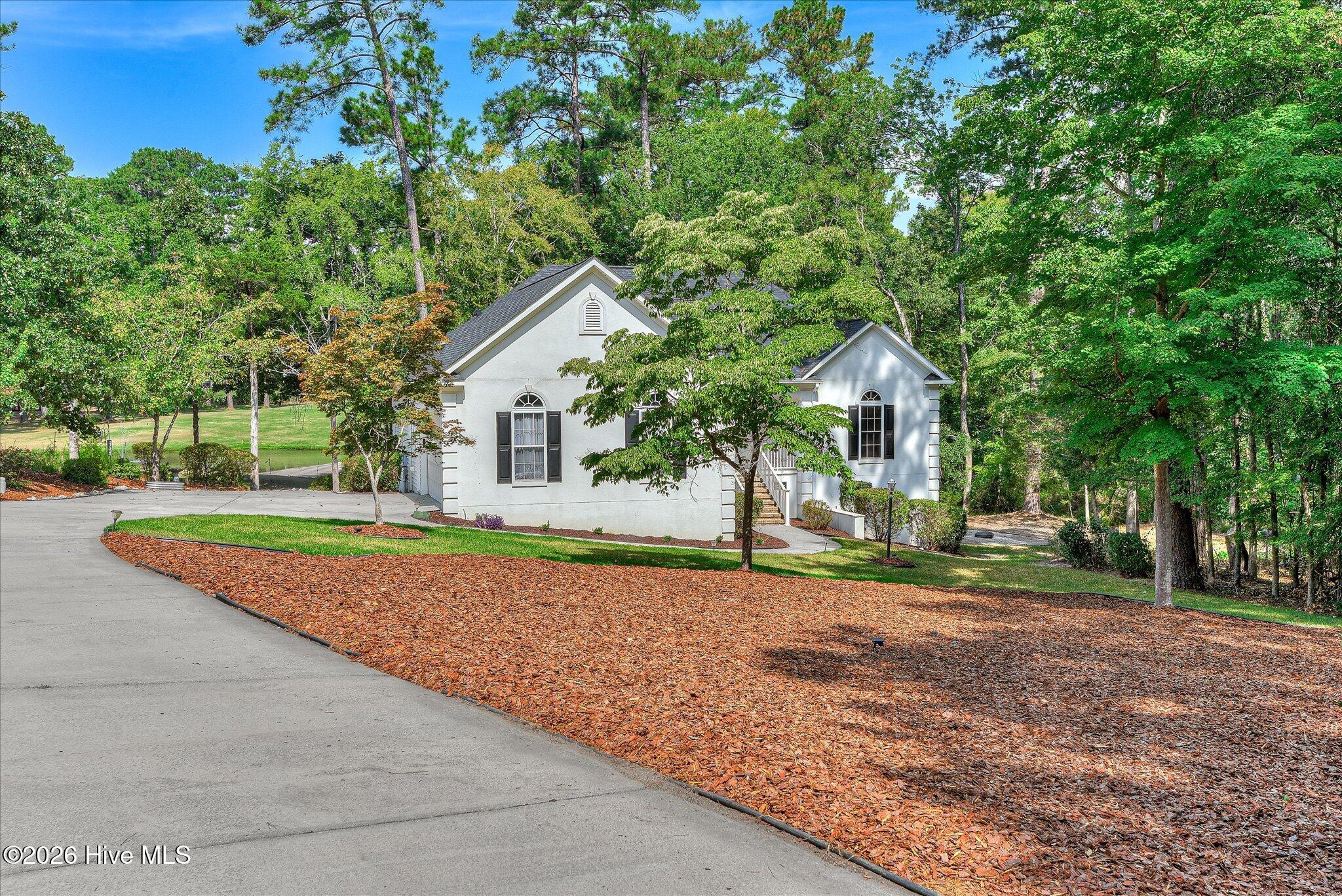216 Charleston Lane