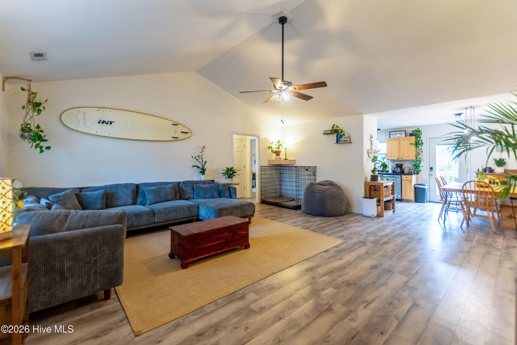 Photo of 206 Hominy Court, Hubert, NC 28539 (MLS # 100548656)