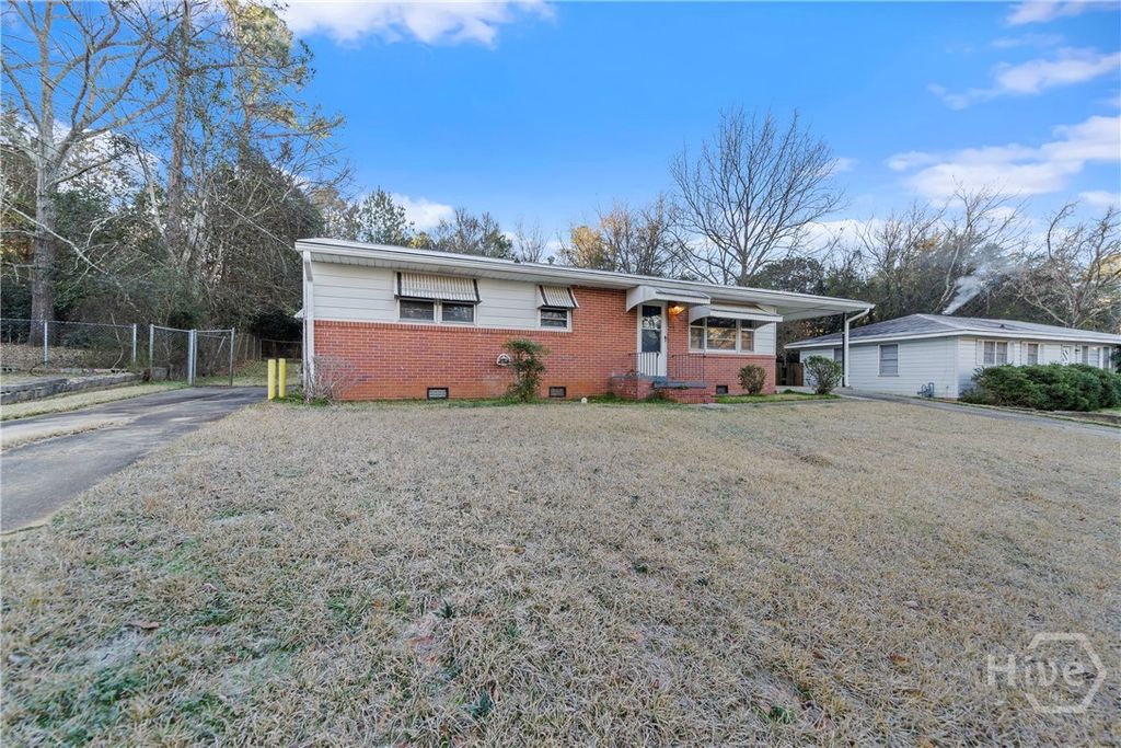 Photo of 61 Oak Avenue, Milledgeville, GA 31061 (MLS # CL353121)