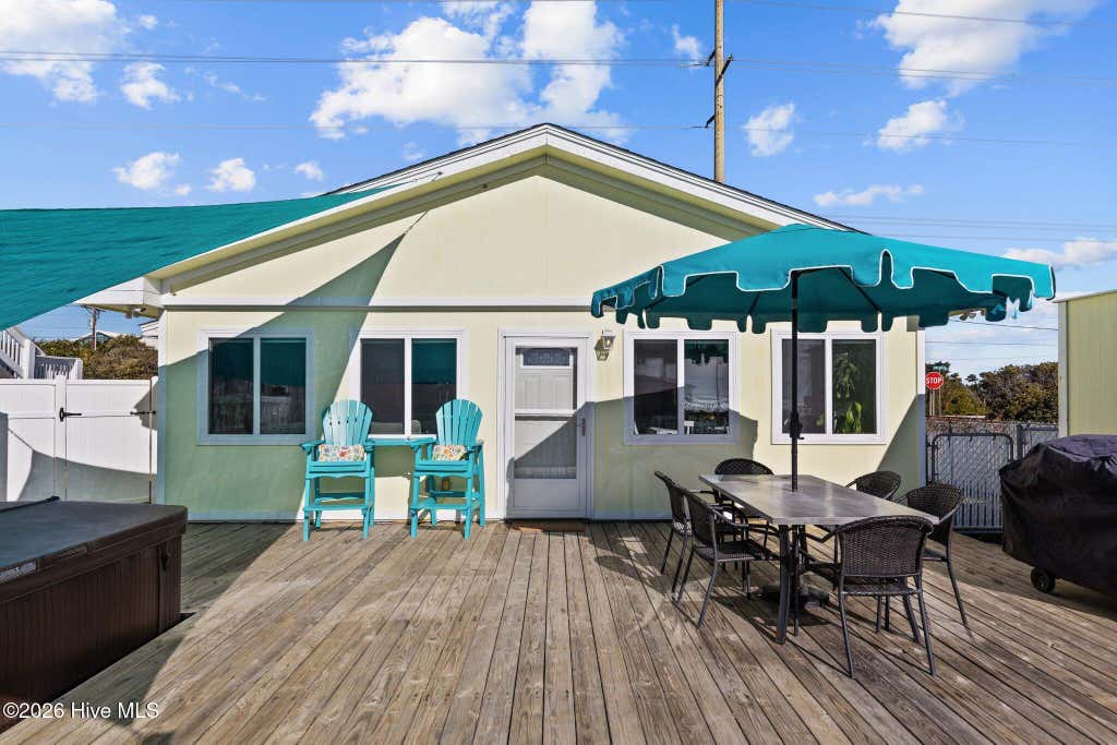 Photo of 601 Emerald Drive, Emerald Isle, NC 28594 (MLS # 100599041)