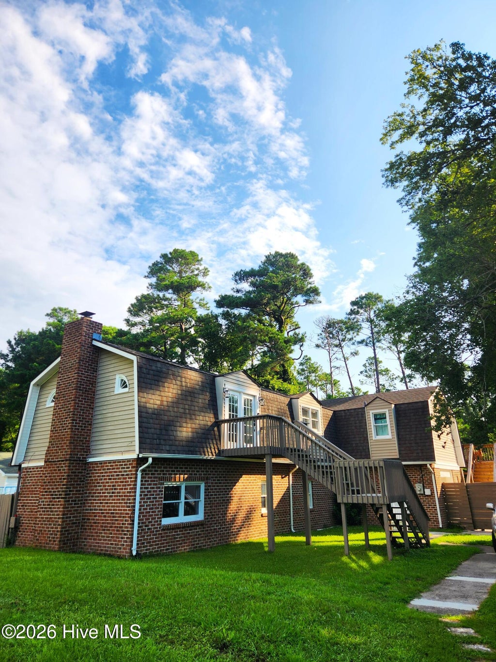 Photo of 104 Croatan Drive, Newport, NC 28570 (MLS # 100609903)