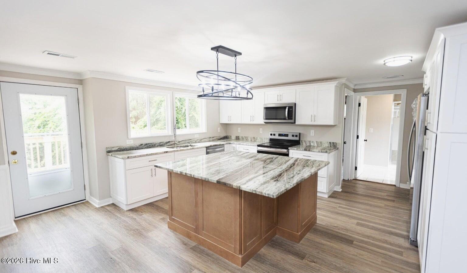 104 Croatan Drive
