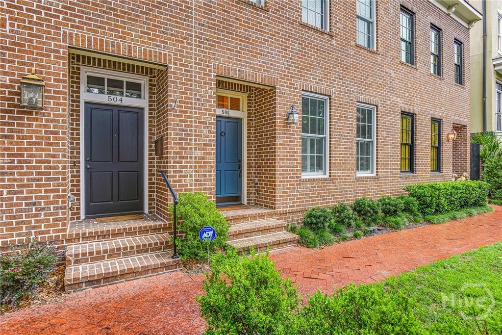 Photo of 506 E McDonough Street, Savannah, GA 31401 (MLS # SA364729)