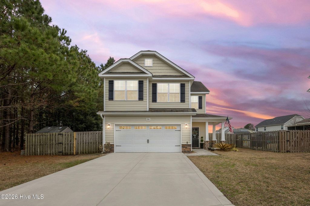 Photo of 206 Pine Island Drive, Hampstead, NC 28443 (MLS # 100557313)