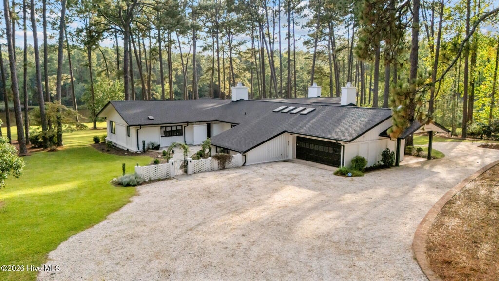 Photo of 177 Cross Country Lane, Southern Pines, NC 28387 (MLS # 100610503)