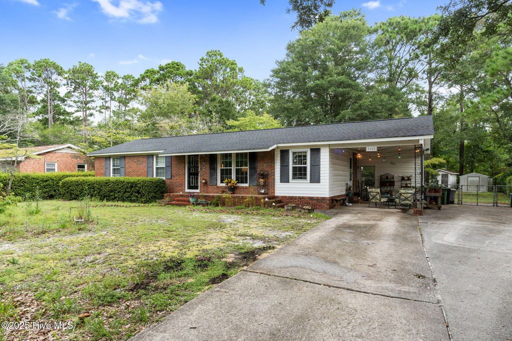 Photo of 5405 Autumn Drive, Wilmington, NC 28409 (MLS # 100578142)