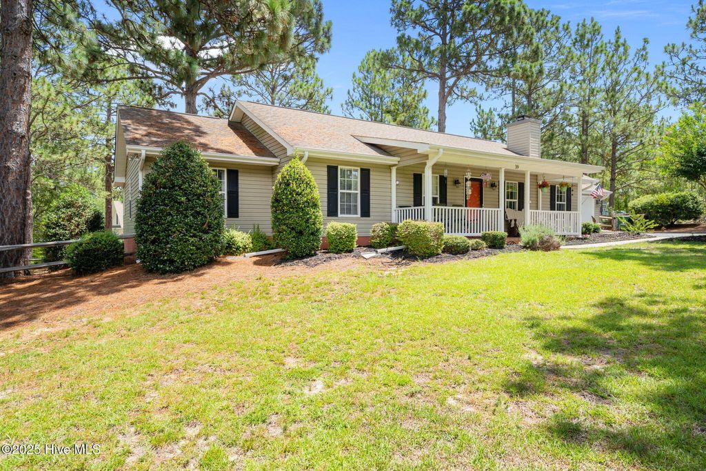 Photo of 39 Bedford Circle, Pinehurst, NC 28374 (MLS # 100557209)