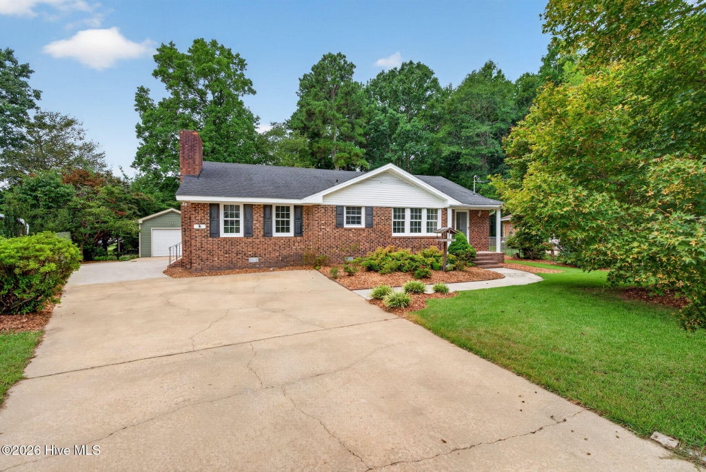Photo of 63 White Oak Drive, Smithfield, NC 27577 (MLS # 100600286)