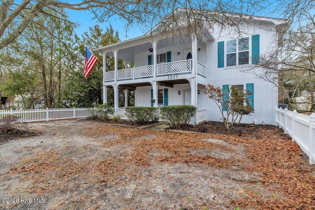 Photo of 2507 E Oak Island Drive, Oak Island, NC 28465 (MLS # 100539108)