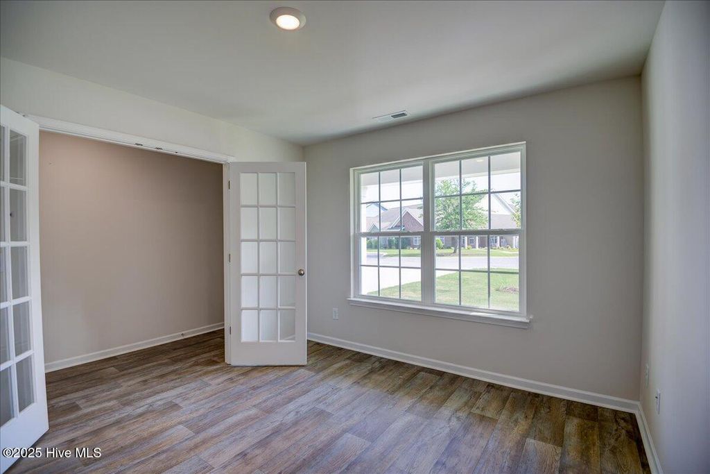 Photo of 4016 Topsail Trail, New Bern, NC 28560 (MLS # 100544626)