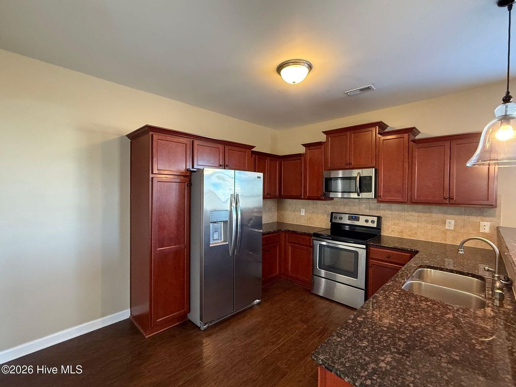 Photo of 125 Foggy River Way, Jacksonville, NC 28540 (MLS # 100547315)