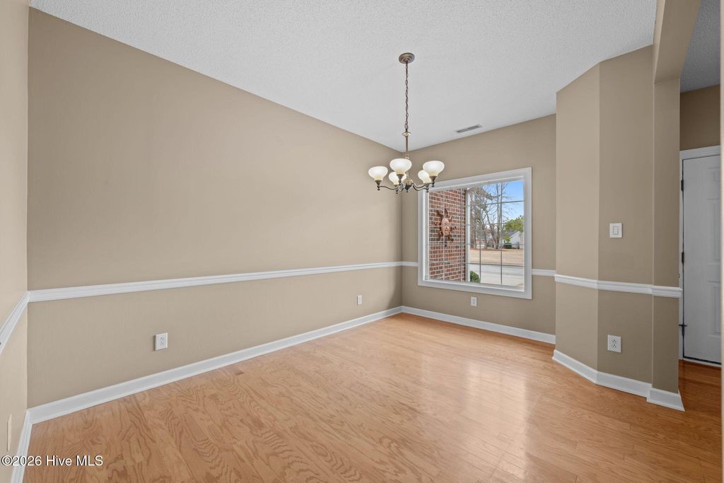 Photo of 203 Neuchatel Court, New Bern, NC 28562 (MLS # 100555951)