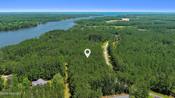 313 ANTEBELLUM DR, HAVELOCK, NC 28532 - Image 7e9fe553349bbd46fd29f9d189f9cd8b/1673321299