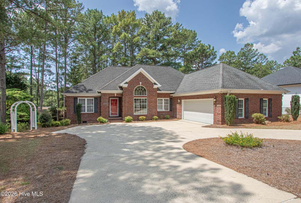 Photo of 170 Pine Vista Drive, Pinehurst, NC 28374 (MLS # 100588403)