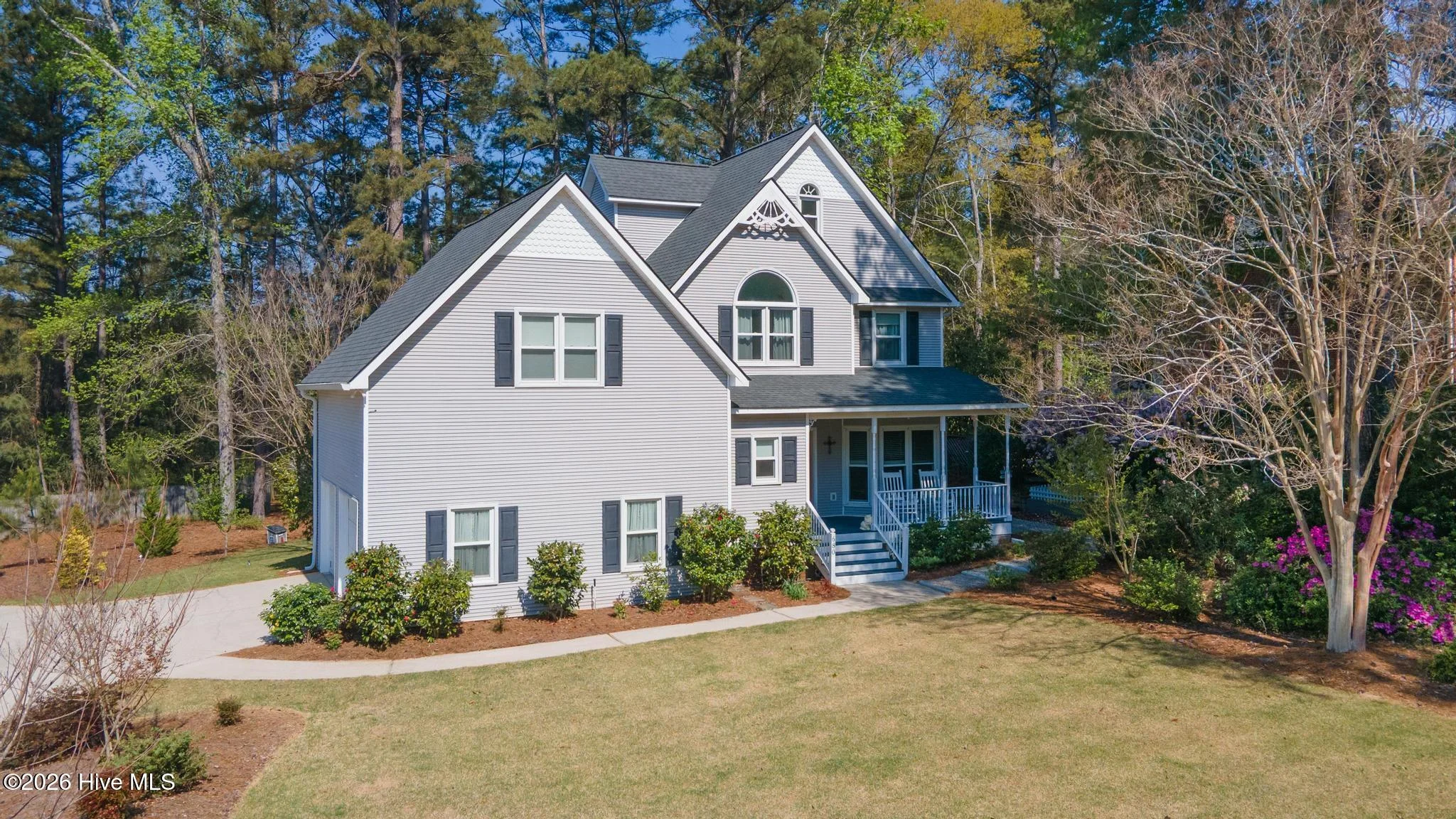 680 Lakeside Drive