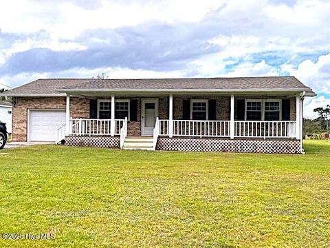Homes For Rent - 2064 Fountaintown Road<br/> Chinquapin, NC 28521