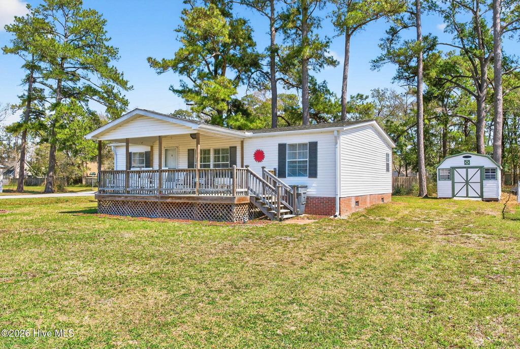 Photo of 1685 Seagull Way SW, Ocean Isle Beach, NC 28469 (MLS # 100561384)