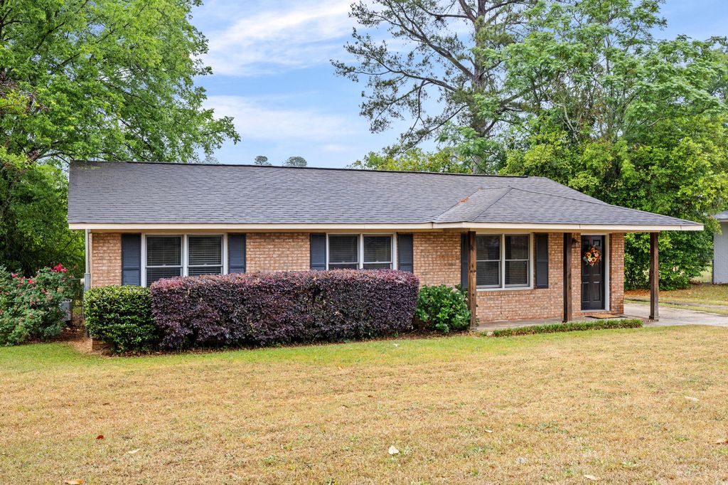 Photo of 3322 Westcliffe Court, Augusta, GA 30907 (MLS # 555212)
