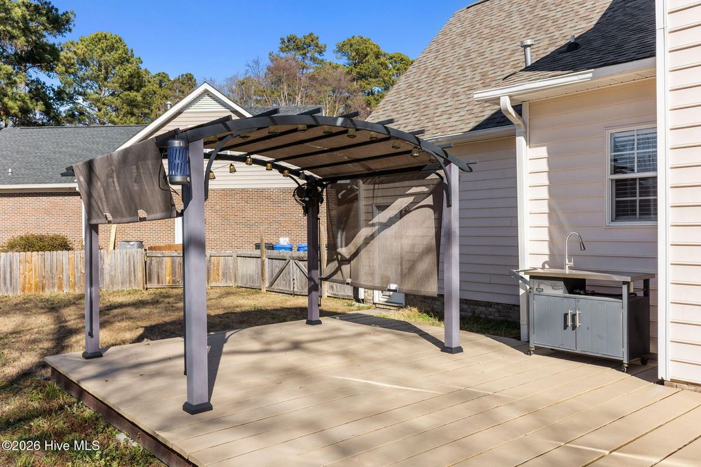 Photo of 3833 Sunchase Drive, Fayetteville, NC 28306 (MLS # 100547287)