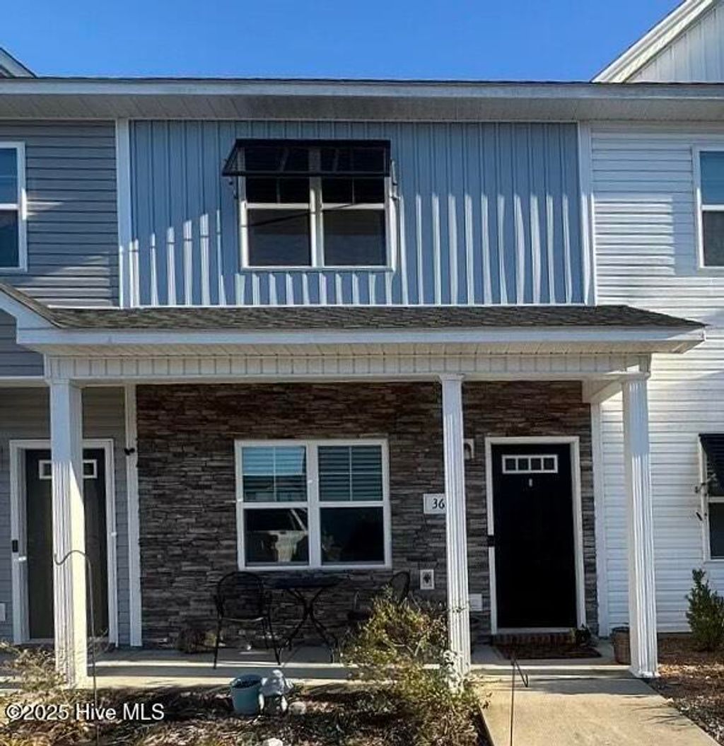 Photo of 36 Catalina Circle, Swansboro, NC 28584 (MLS # 100560365)