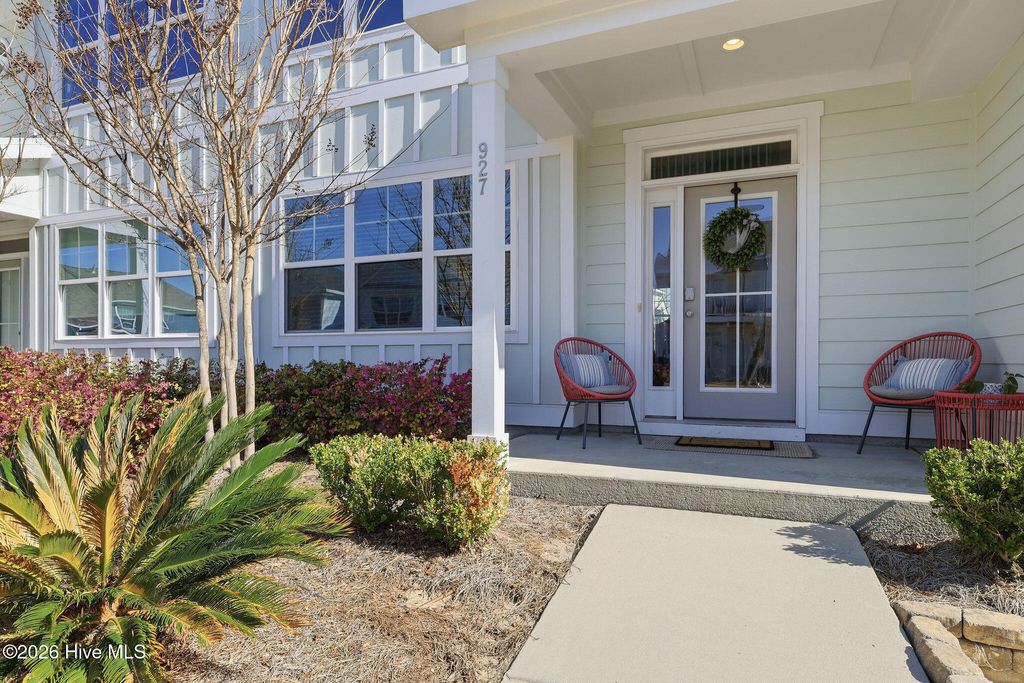 Photo of 927 Wharton Avenue, Wilmington, NC 28412 (MLS # 100561271)