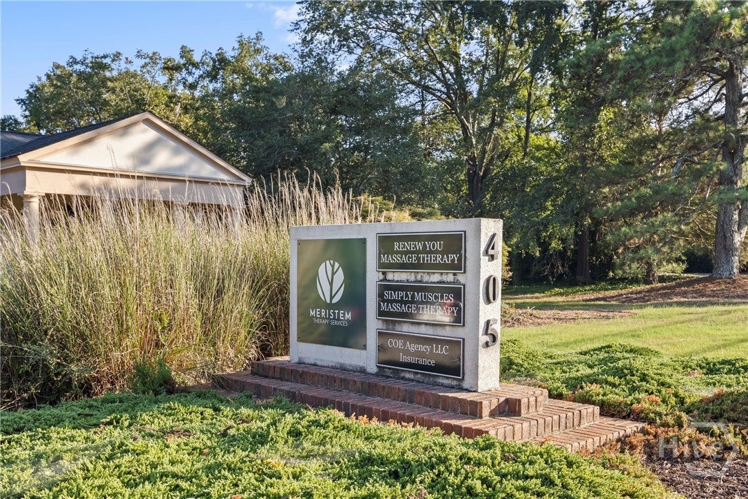 405 Gaines School Rd