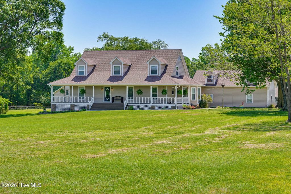 Photo of 389 Beulaville Highway, Richlands, NC 28574 (MLS # 100569593)