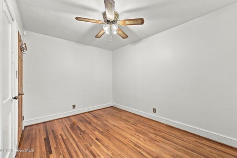 Tiny photo for 101 Elizabeth Street, Richlands, NC 28574 (MLS # 100603515)