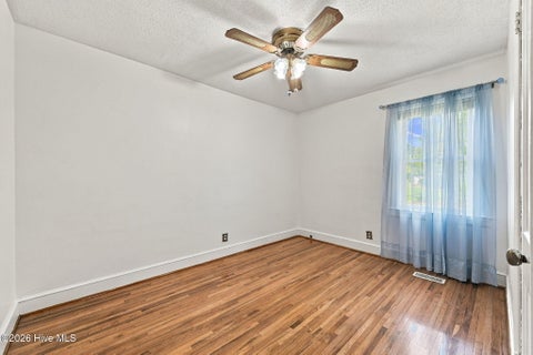 Tiny photo for 101 Elizabeth Street, Richlands, NC 28574 (MLS # 100603515)