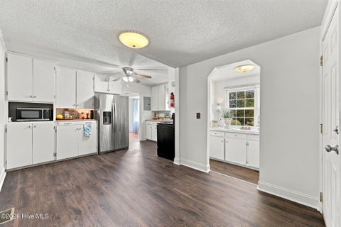 Tiny photo for 101 Elizabeth Street, Richlands, NC 28574 (MLS # 100603515)