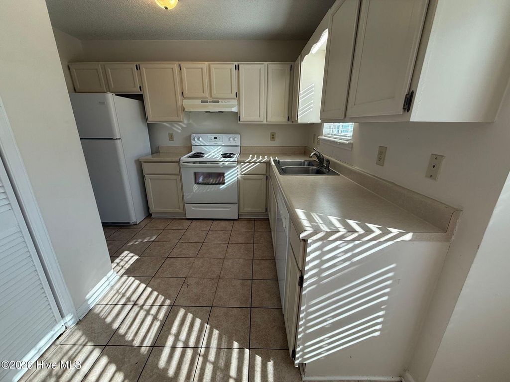 Photo of 2636 Idlebrook Circle, Midway Park, NC 28544 (MLS # 100553783)