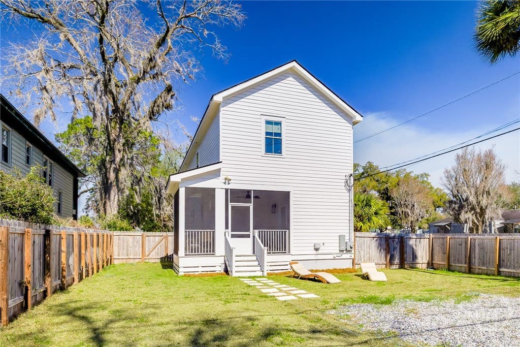 Photo of 1135 E Park Avenue, Savannah, GA 31404 (MLS # SA362575)