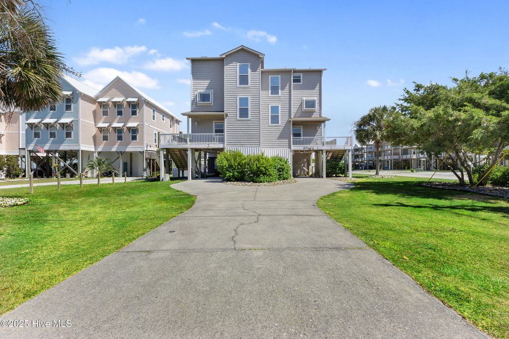 Photo of 204 Gysgt D W Boatman Drive, North Topsail Beach, NC 28460 (MLS # 100532541)